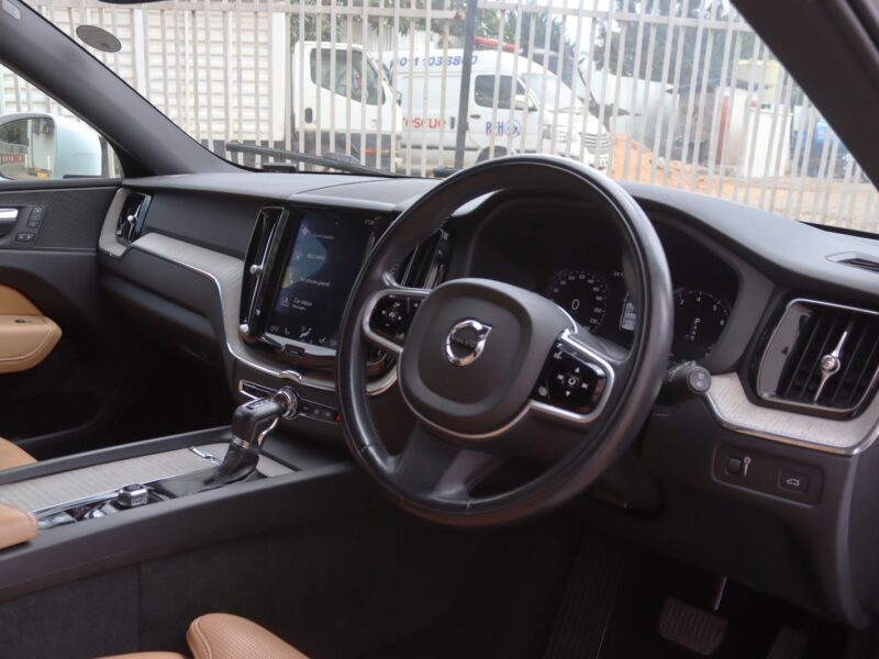 🚗 2019 VOLVO XC60 T5 INSCRIPTION NEW MODEL – 2000CC PETROL TURBO • MASSAGE SEATS • HARMAN KARDON • LUXURY SUV