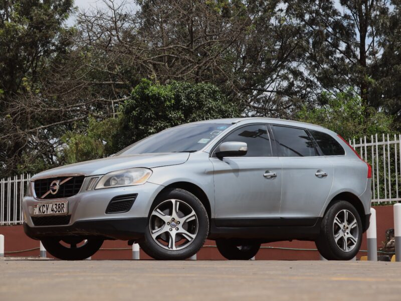 🚗 2013 VOLVO XC60 T5 – SILVER • 2000CC PETROL TURBO • LUXURY • PERFORMANCE SUV