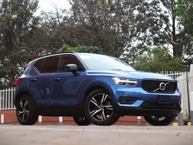 🚗 2020 VOLVO XC40 T4 R-DESIGN – ELEGANT BLUE • 2000CC TURBO PETROL • PREMIUM COMPACT SUV