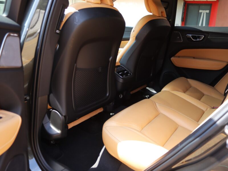 🚗 2020 VOLVO XC60 D4 INSCRIPTION – 2000CC TURBO DIESEL • SUNROOF • MASSAGE SEATS • LUXURY SUV