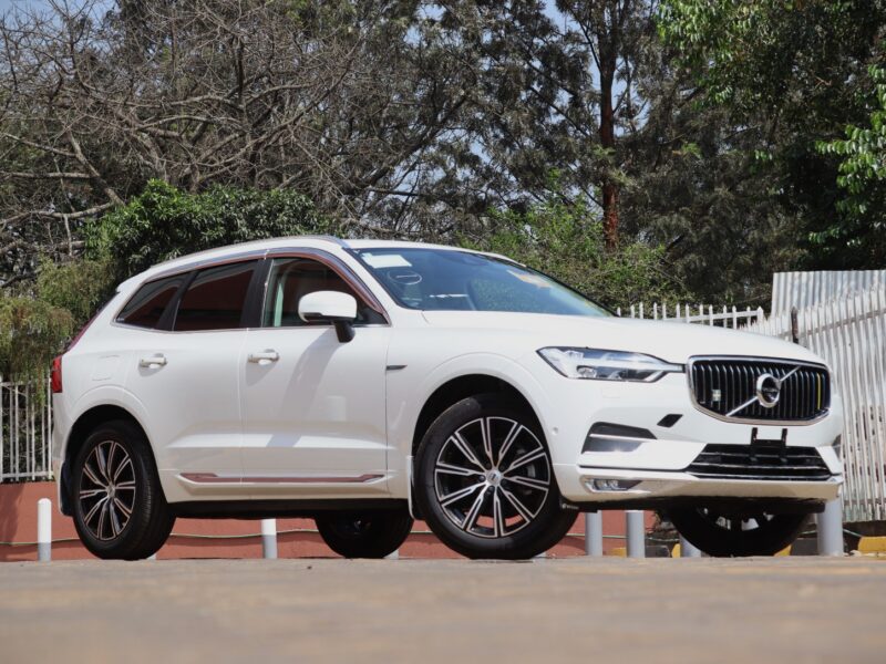 🚗 2020 VOLVO XC60 B5 INSCRIPTION – ELEGANT WHITE • 2000CC MILD HYBRID TURBO PETROL • LUXURY SUV