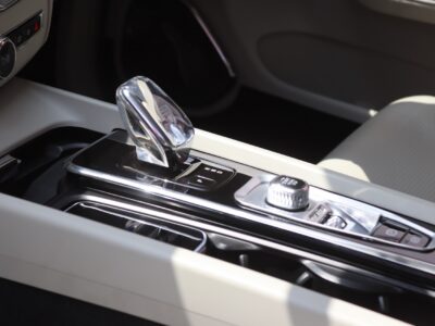🚗 2020 VOLVO XC60 B5 INSCRIPTION – ELEGANT WHITE • 2000CC MILD HYBRID TURBO PETROL • LUXURY SUV
