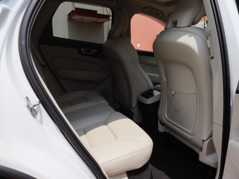 🚗 2020 VOLVO XC60 D4 INSCRIPTION • 2000CC TURBO DIESEL • BOWERS & WILKINS • MASSAGE SEATS