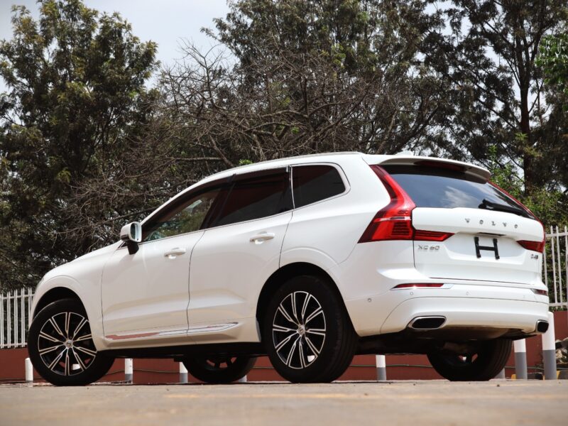 🚗 2020 VOLVO XC60 D4 INSCRIPTION • 2000CC TURBO DIESEL • BOWERS & WILKINS • MASSAGE SEATS