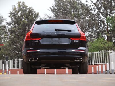 π 2020 VOLVO XC60 D4 INSCRIPTION β ELEGANT BLACK β’ 2000CC TURBO DIESEL β’ PREMIUM LUXURY SUV