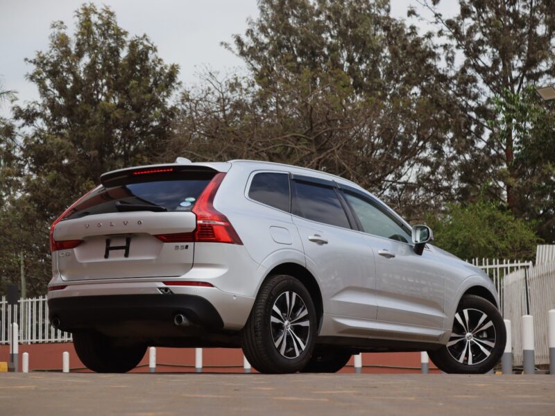 🚗 2020 VOLVO XC60 B5 – 2000CC TURBO PETROL • PREMIUM MILD HYBRID SUV