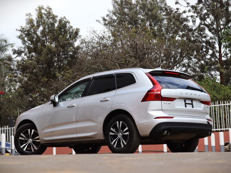 🚗 2020 VOLVO XC60 B5 – 2000CC TURBO PETROL • PREMIUM MILD HYBRID SUV