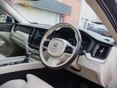 🚗 2020 VOLVO XC60 D4 INSCRIPTION – 2000CC TURBO DIESEL • PREMIUM LUXURY SUV
