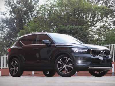 🚗 2021 VOLVO XC40 B4 – 2000CC TURBO PETROL • SUNROOF • LEATHER SEATS