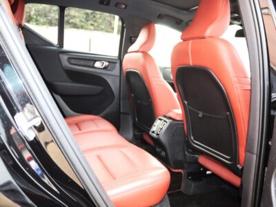 🚗 2021 VOLVO XC40 B4 – 2000CC TURBO PETROL • SUNROOF • LEATHER SEATS