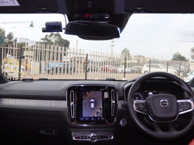 🚗 2021 VOLVO XC40 B4 – 2000CC TURBO PETROL • SUNROOF • LEATHER SEATS