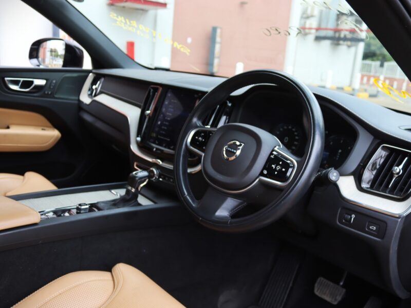 🚗 2020 VOLVO XC60 D4 INSCRIPTION – 2000CC TURBO DIESEL • PREMIUM LUXURY SUV • SUNROOF