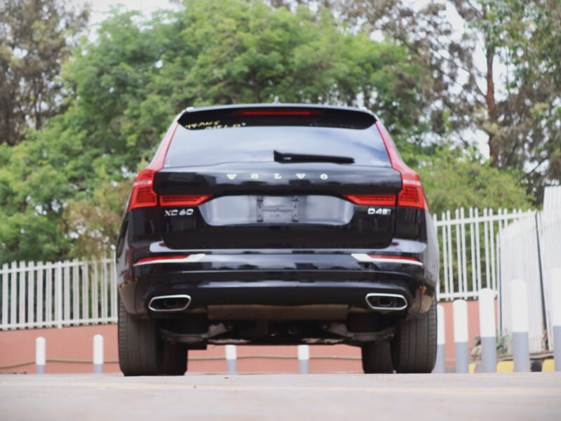 🚗 2020 VOLVO XC60 D4 INSCRIPTION – 2000CC TURBO DIESEL • PREMIUM LUXURY SUV • SUNROOF