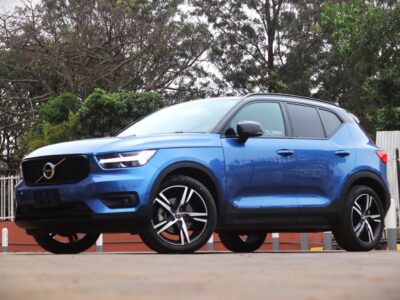 🚗 2020 VOLVO XC40 R-DESIGN – ELEGANT BLUE • 2000CC TURBO PETROL • SPORTY PREMIUM SUV