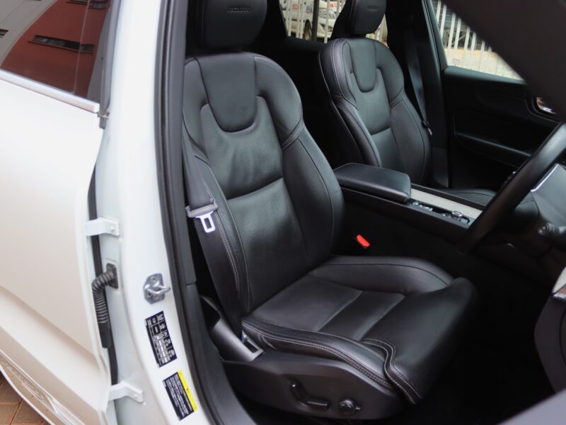 🚙 2020 VOLVO XC60 INSCRIPTION – 2000CC DIESEL TURBO • MASSAGE SEATS • SUNROOF