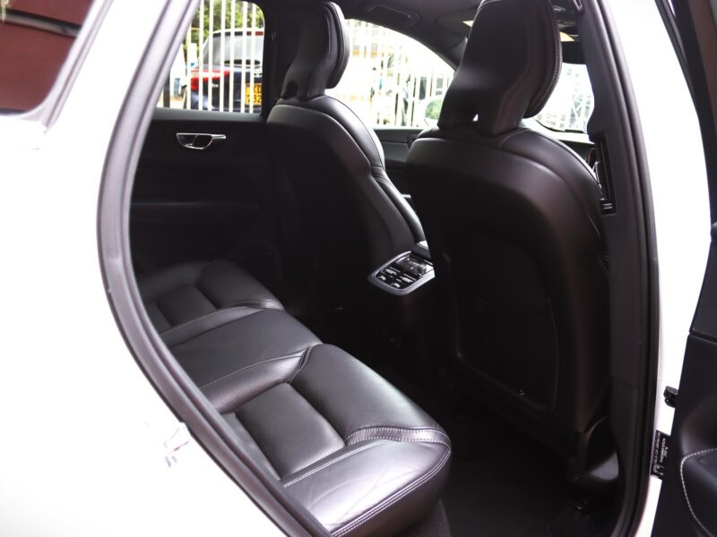 🚙 2020 VOLVO XC60 INSCRIPTION – 2000CC DIESEL TURBO • MASSAGE SEATS • SUNROOF