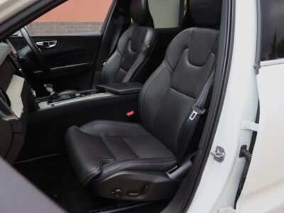 🚙 2020 VOLVO XC60 INSCRIPTION – 2000CC DIESEL TURBO • MASSAGE SEATS • SUNROOF
