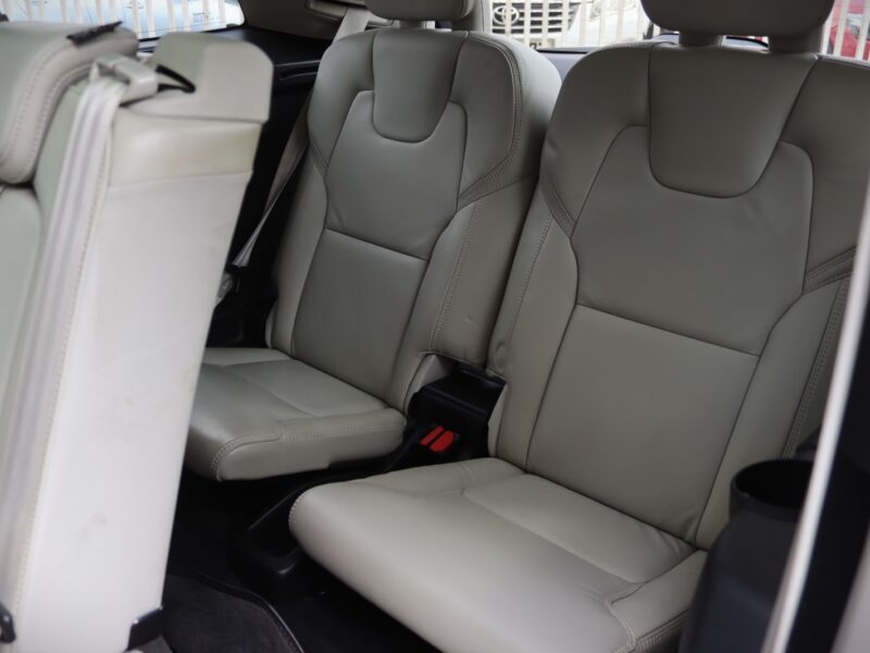 🚙 2021 VOLVO XC90 B6 INSCRIPTION – SUNROOF • MASSAGE SEATS • PREMIUM 7-SEATER SUV