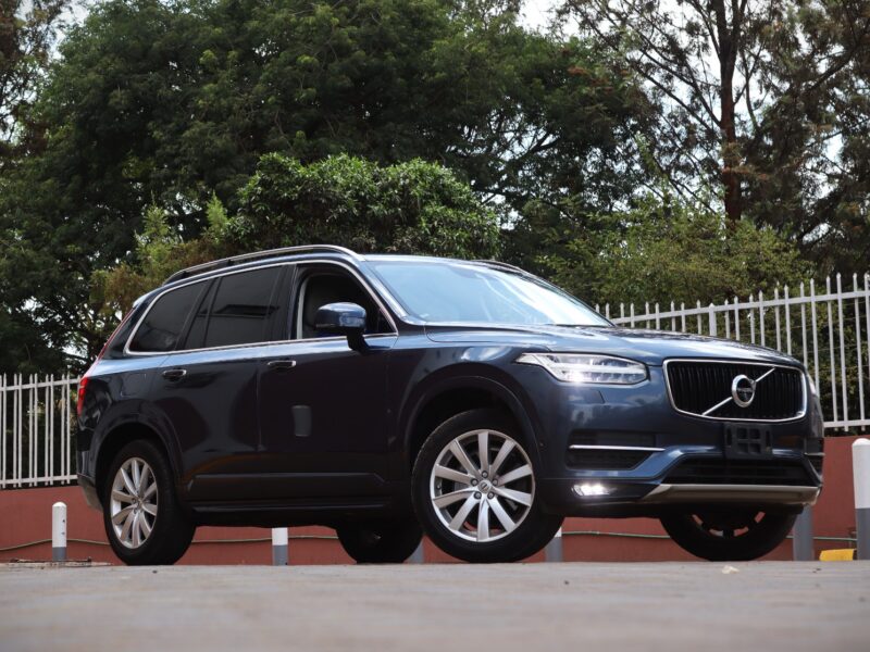 2018 Volvo XC90 T5 Momentum – 2000CC Petrol Turbo | Blue