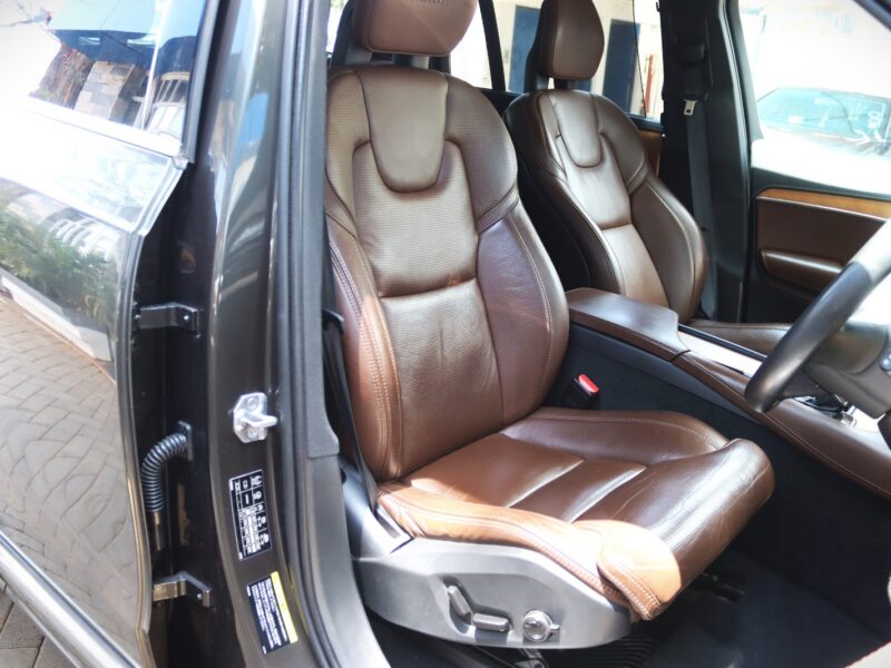 2020 Volvo XC90 D5 Inscription – 2000CC Diesel Turbo | Elegant Grey
